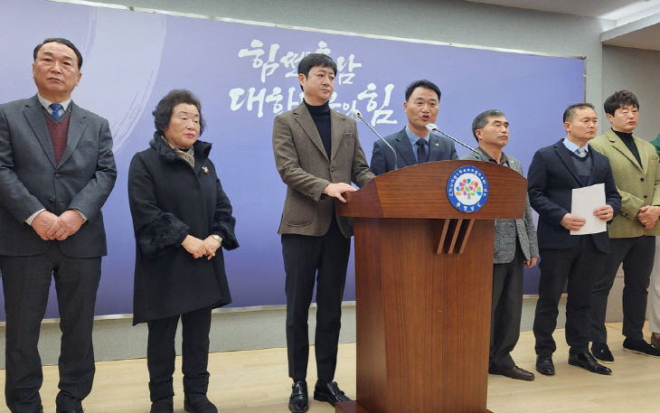 AKR20230209111100063_01_i_P4