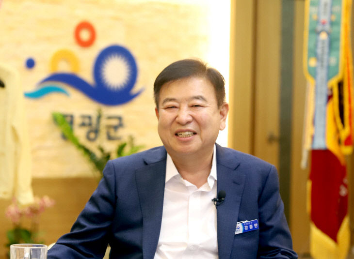 7.사진자료(영광군수 강종만) (1)