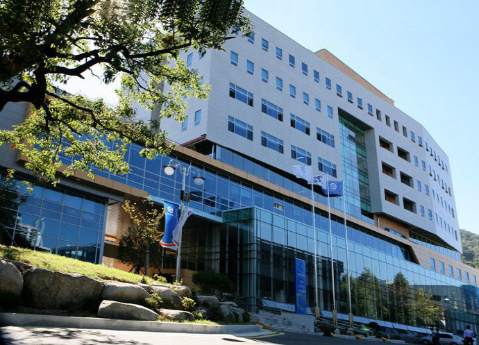 순천대학 본부 건물