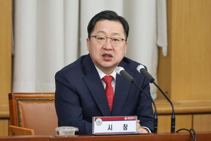 지나친 중앙정부 의존 구조 탈피, 시 역량 강화해야02