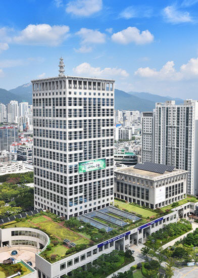 부산시청 전경_2