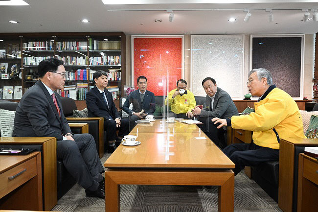 강수현 양주시장,'(주)아성다이소 방문'관내 기업유치 총력