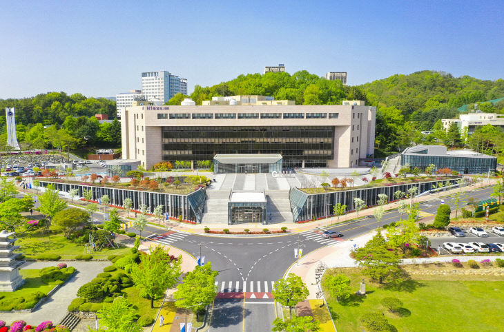 충남대학교 전경