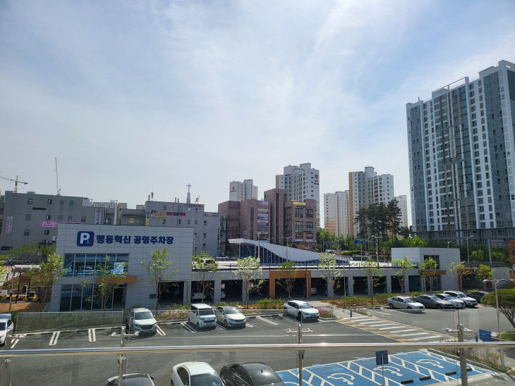 (맹동혁신 공영주차장 사진)