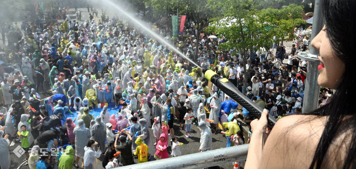 20230514-유성온천문화축제 인파1