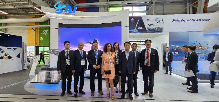 프랑스 오베르뉴 론 알프 항공우주 클러스터와 미팅