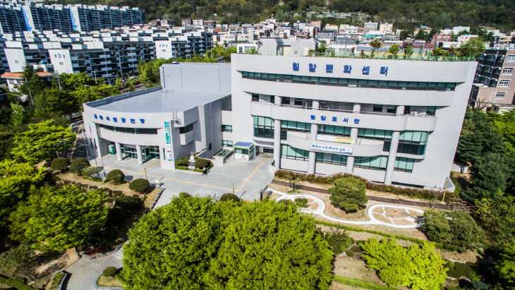 6.26(공공도서관 건립운영 활성화 지원사업 선정)칠암도서관