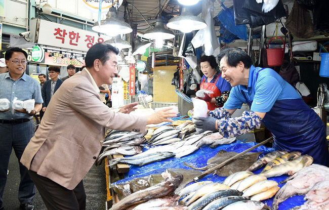 의정부시 상권활성화재단,  의정부전통시장 일원 폭염예방물품