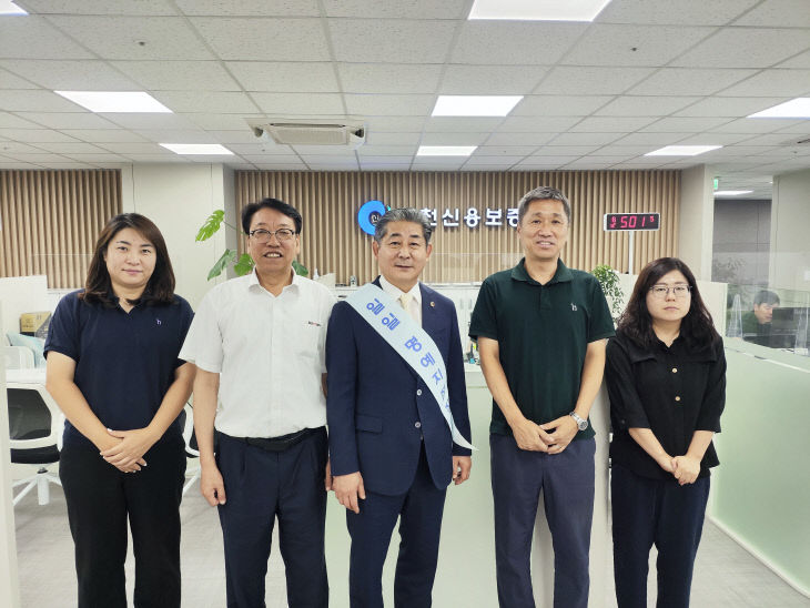 (사진)찾아가는 이동출장소1