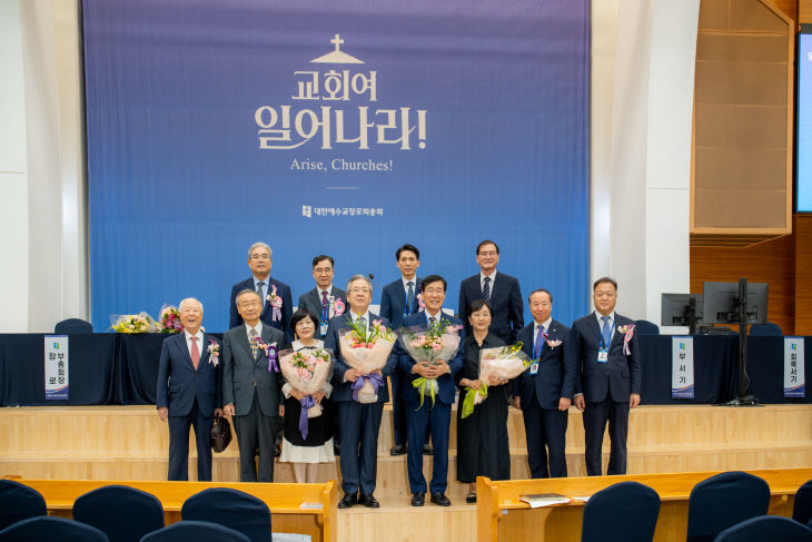 KH_05954-2