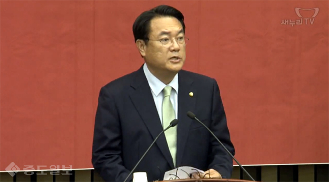 새누리당 “최순실 검찰의 포토라인에 세우겠다”