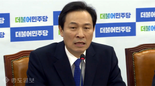 우상호 `안종범-우병우 사퇴 반대 어안이 벙벙 대통령도 한심해`