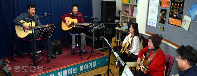 추억의 7080 통기타 연주곡 `하얀민들레`
