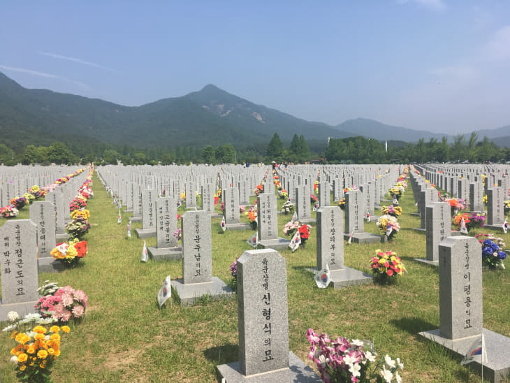 중도일보 - 365일 현충원을 지키는 사람들… 직원들 관리·유지 '총력'