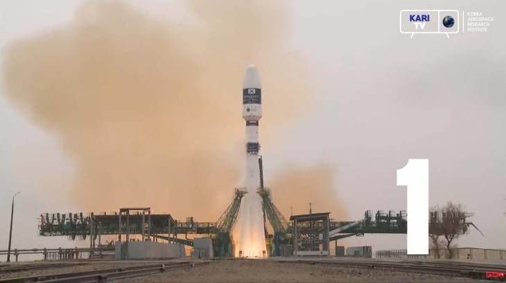  한국이 쏘아 올린 별 50cm급 정밀 지상관측위성 차세대중형위성 1호 발사 성공!