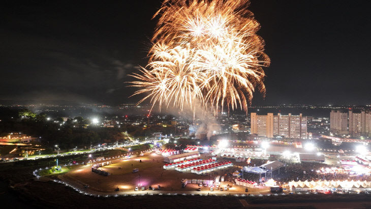 강경젓갈축제 폐막일 불꽃놀이 (2)