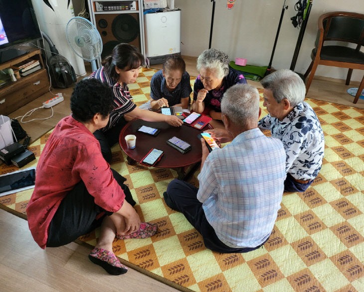 충주시, 디지털 정보화시대에 앞장서(봉방동무학경로당)