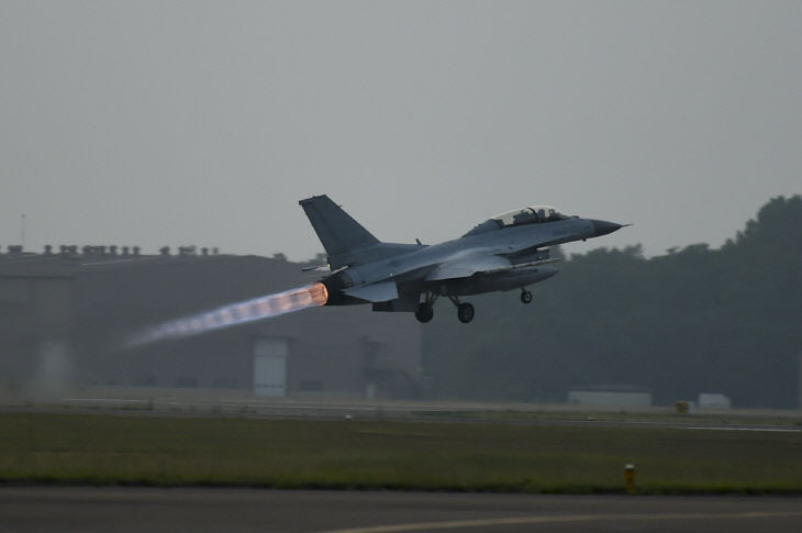 KF-16 (3)