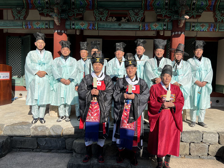 1. 지난 25일 해미향교에서 열린 신임 면장 알성례