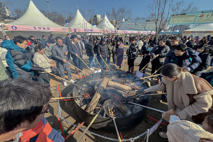 군밤축제 및 알밤박람회 성료