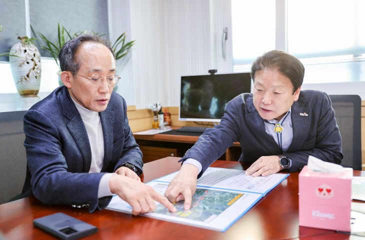 이병환 군수, 추경호 의원 만나 요청