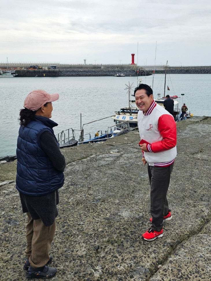 장동혁 후보 외연도 방문사진