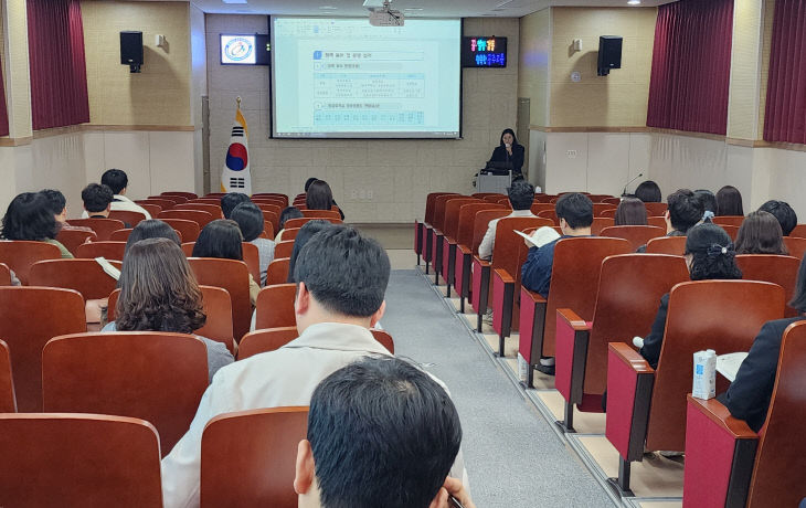 늘봄학교 업무 담당자 배움자리 사진