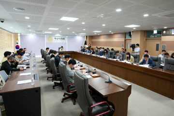 사진3_제2차 의원회의 개최