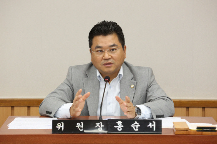 2024-04-25 03 보도자료 사진(홍순서 의원, 조례안)