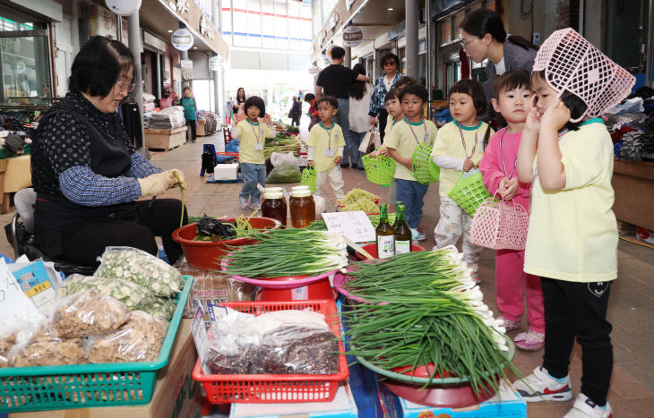 서부시장 지역경제 활성화 행사 1