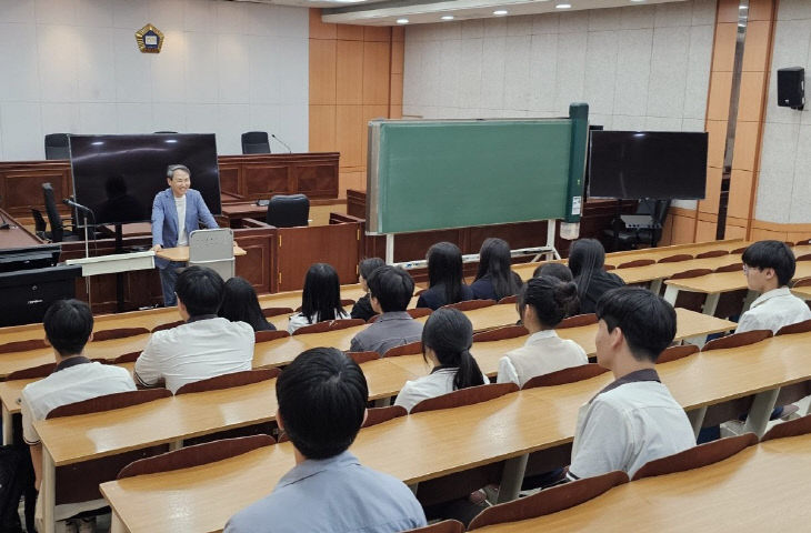 로스쿨은_어떤_곳일까_교육_사진