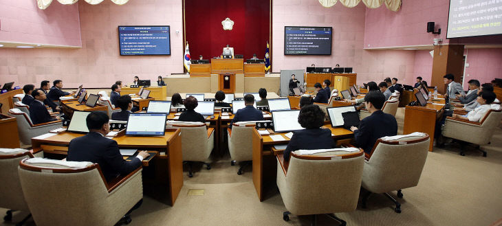 안양시의회, 15일간의 대장정 ‘임시회’ 폐회