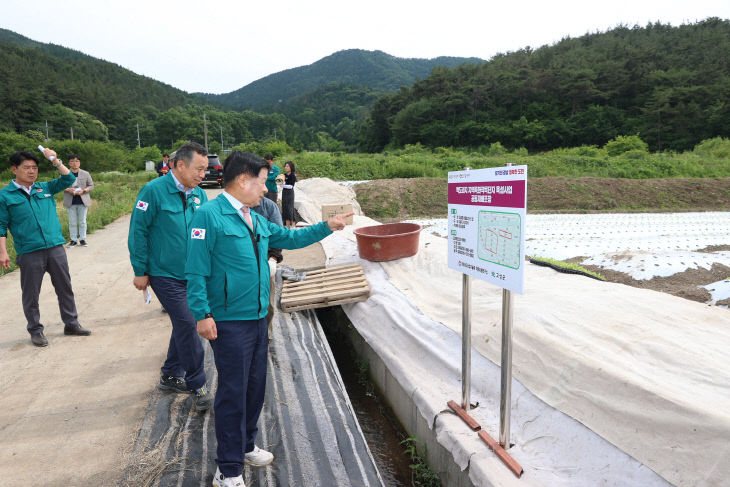 이상근 고성군수, 백도라지 지역특화작목단지