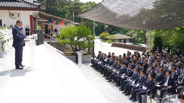 1충령각 추념식