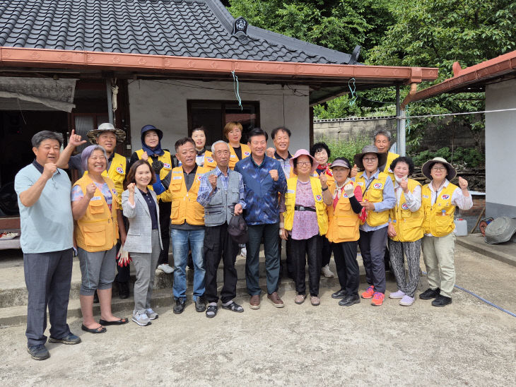 금산군 인삼고을봉사반, 복수면 신대1리 방문 봉사