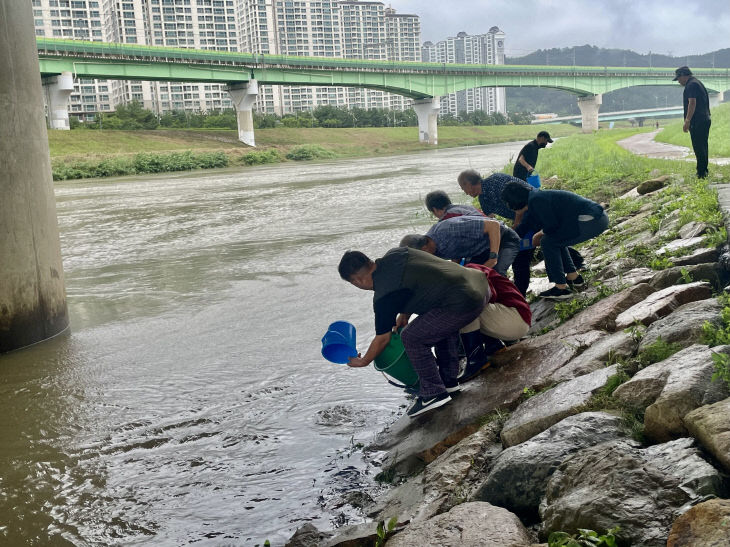 수산종자 방류행사2