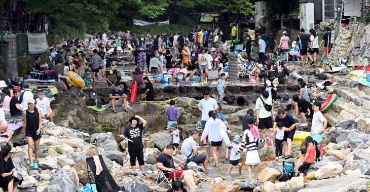 20240804-계곡 인파