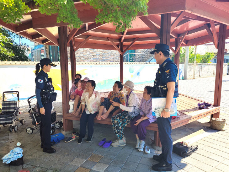 240828 고창경찰서 모양지구대  교통사고 예방 홍보 활동 전개