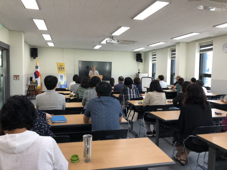 예산도서관, 2024년 작가와의 만남 ‘강원국 작가 특강’성료1