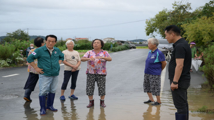 백성현 논산시장, 호우예보에 따른 현장지휘 (3)