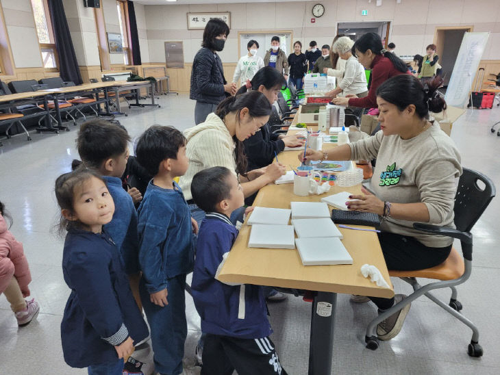 1.진천군 '자순씨가 갑니다! 찾아가는 환경축제' 사진