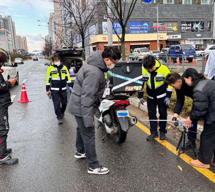 불법튜닝 단속 사진