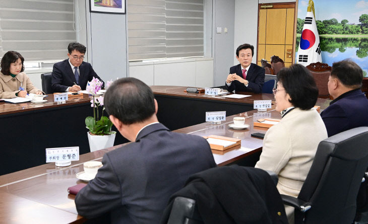조규일 진주시장, 지역 사회단체장들과 간담회 개최 (1)