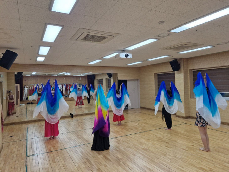 금산군가족센터 댄스공연 수업