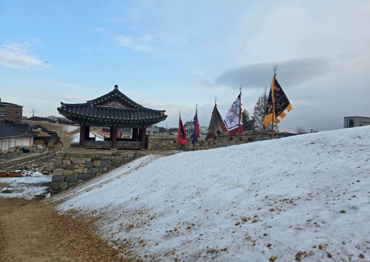 사본 -(사진3) 면천읍성 깃발(2)