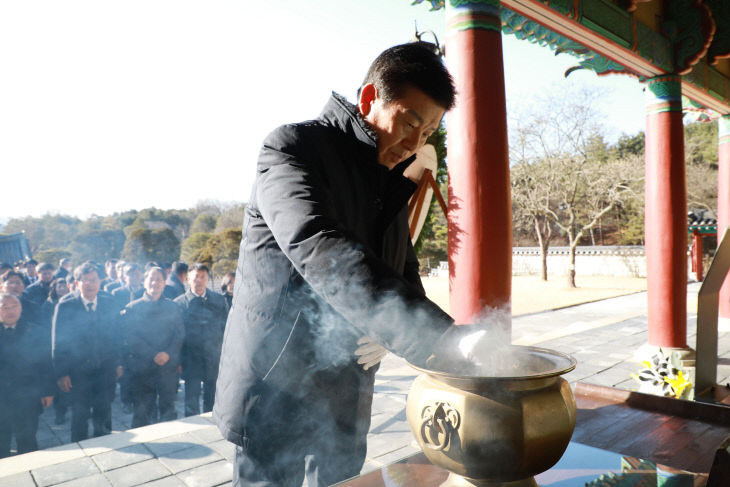 박범인 금산군수, 순국선열 참배