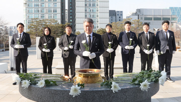 경기도의회 국민의힘, 새해 첫 일정 ‘현충탑 참배’