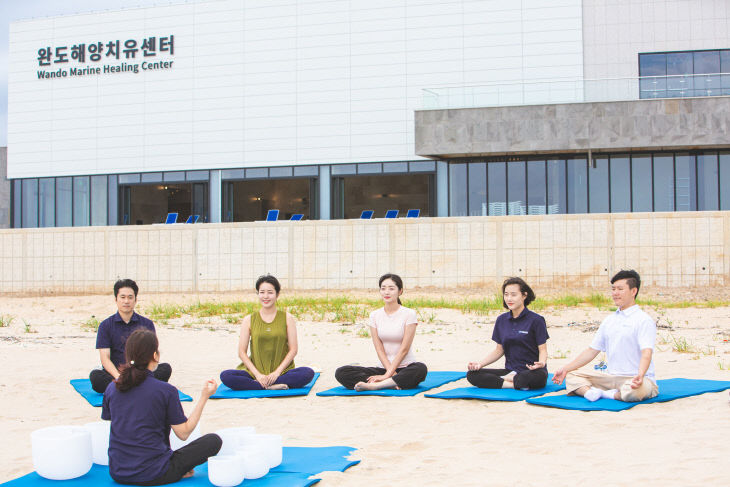 완도 해양기후치유센터(해변 요가)