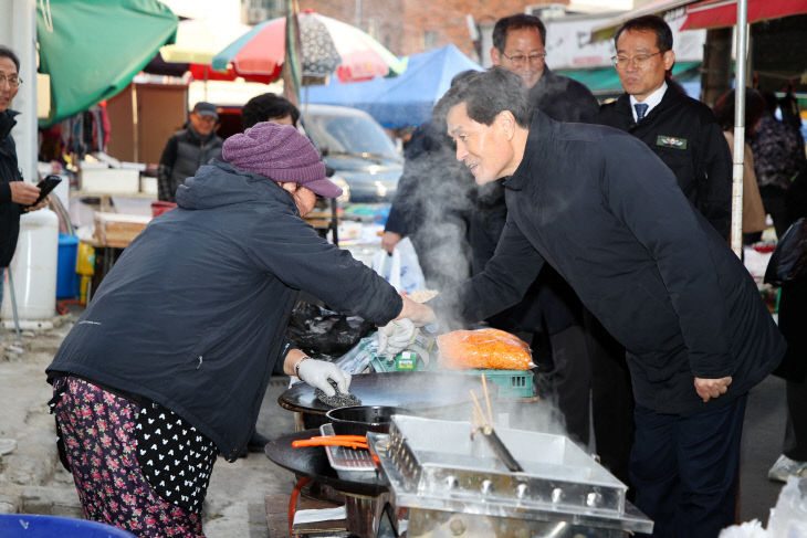 밀양시장, 새해 첫 행보로 민생현장 찾아