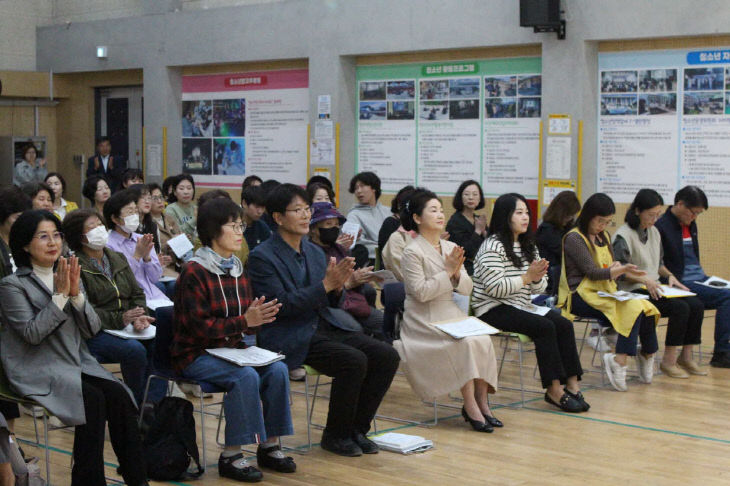 서천군종합교육센터가 운영한 정규강좌 수강생 모습